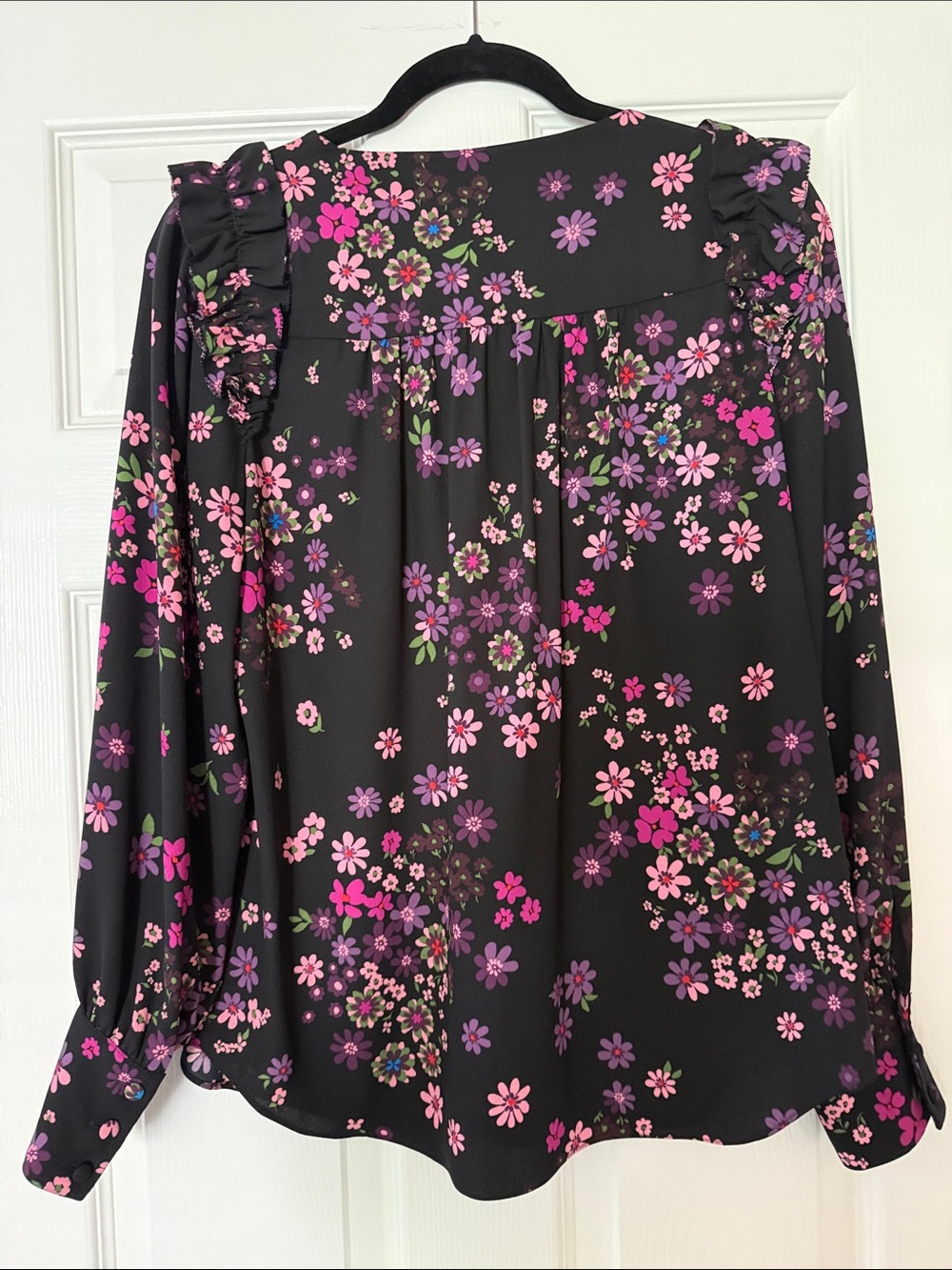 kate spade Bora Floral Black V-Neck Ruffle-Shoulder Blouse - Picture 4 of 8